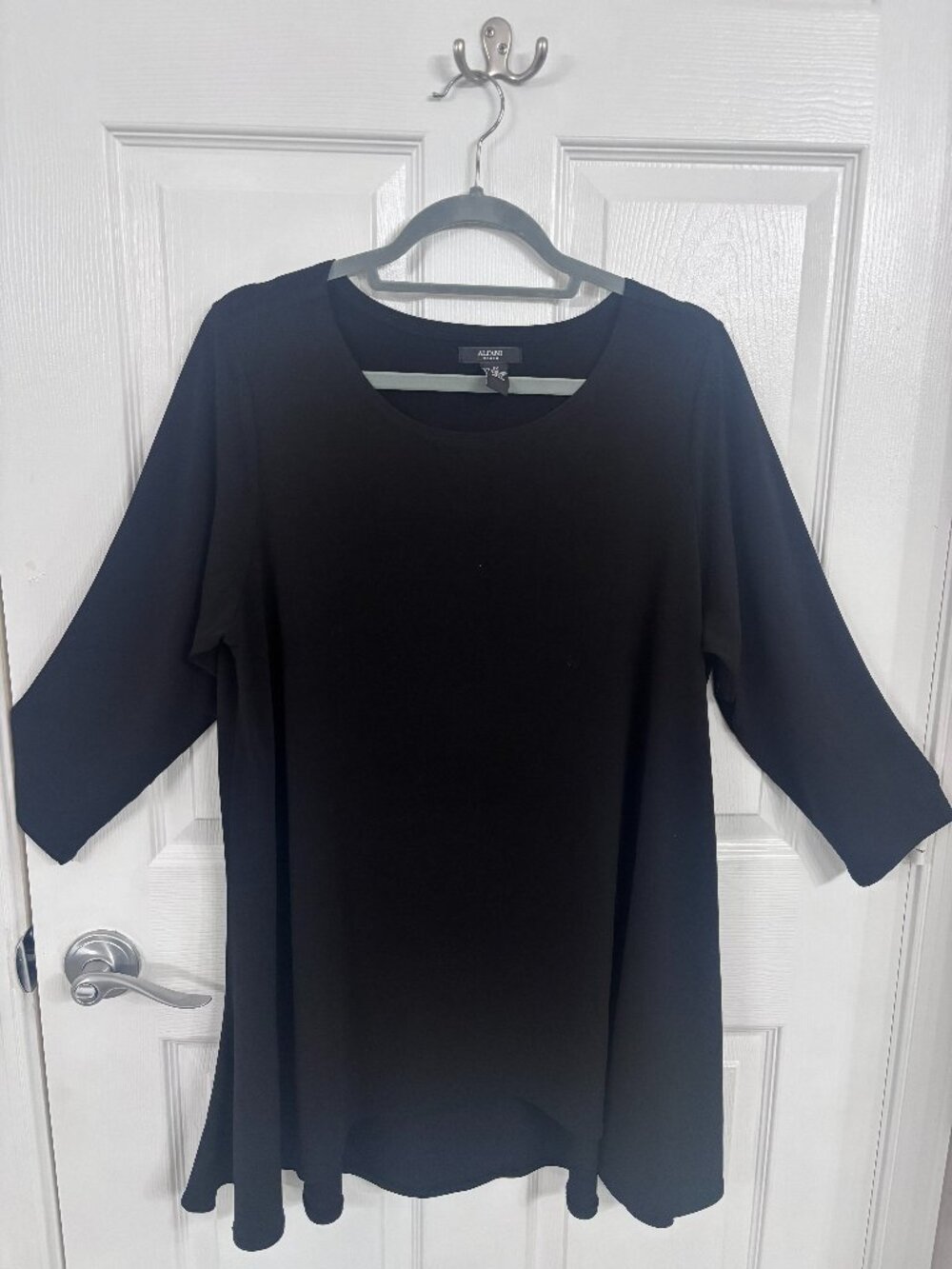 Black Swing Top